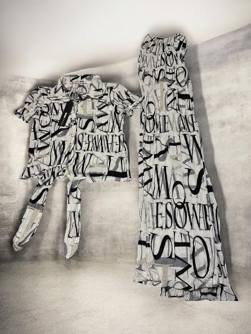 Fashion Nova Black & White Letterprint Wide Leg Set